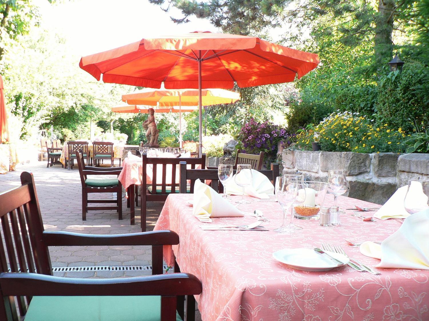 Schoekel'S Hotel Und Restaurant Elze Екстер'єр фото