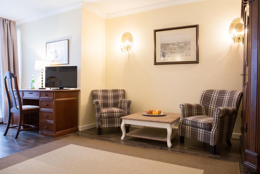 Schoekel'S Hotel Und Restaurant Elze Екстер'єр фото